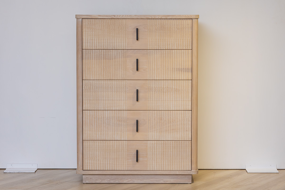 LYNDALE Chest of Drawers
